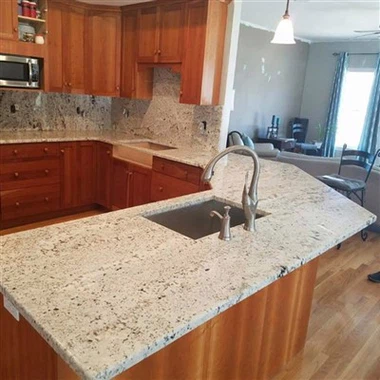 Bancadas em granito branco Biscotti